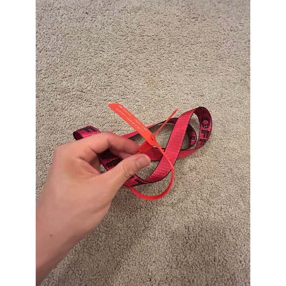 OW Off White lanyard red - Picture 3 of 3